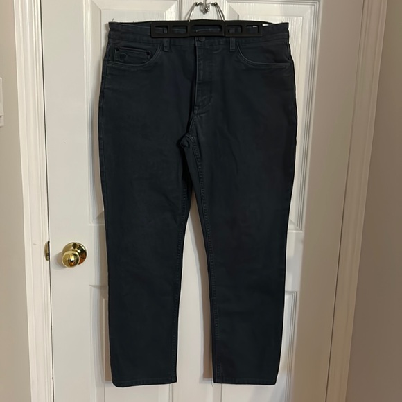 English Laundry 36/30 x 28” Inseam. Blue. Stone Wash Look Jeans. Men’s. Like New - Picture 1 of 9